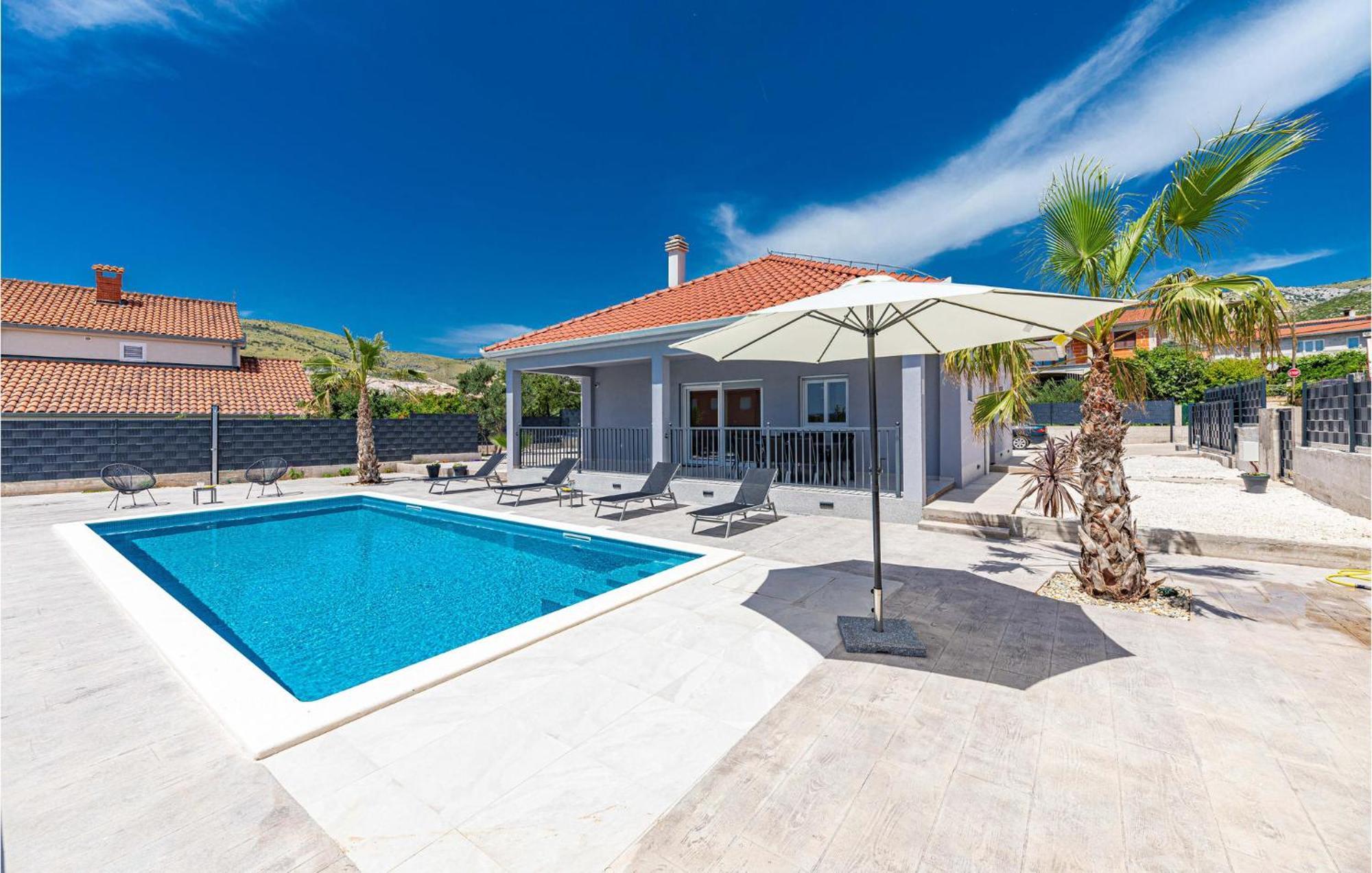 Lovely In With Kitchen Holiday home *